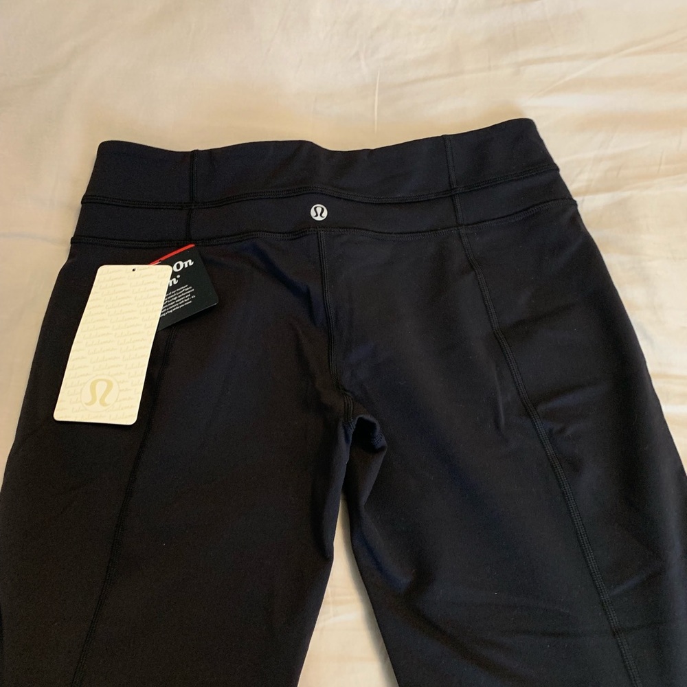 Never been worn Lululemon Groove pant